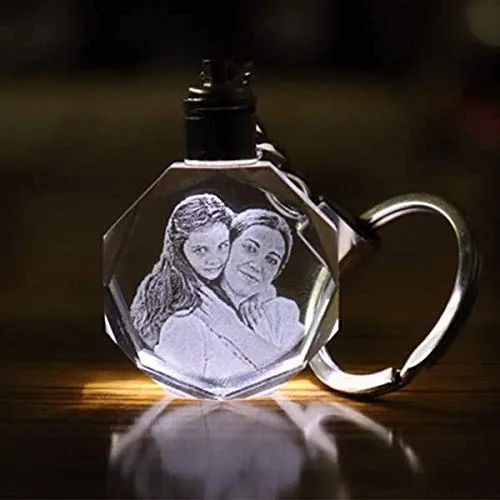 Custom 3D crystal frame with engraved photo and personalized design- Personalized 3D crystal photo frame with laser-etched image"